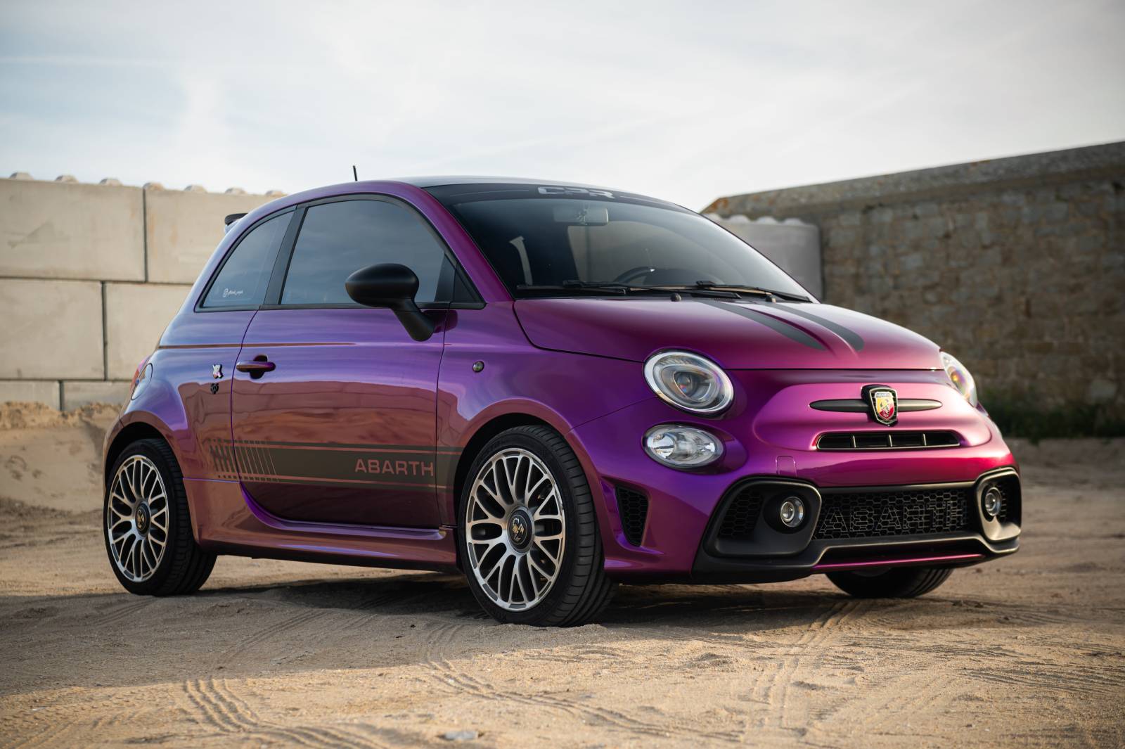 Abarth 595 全体像