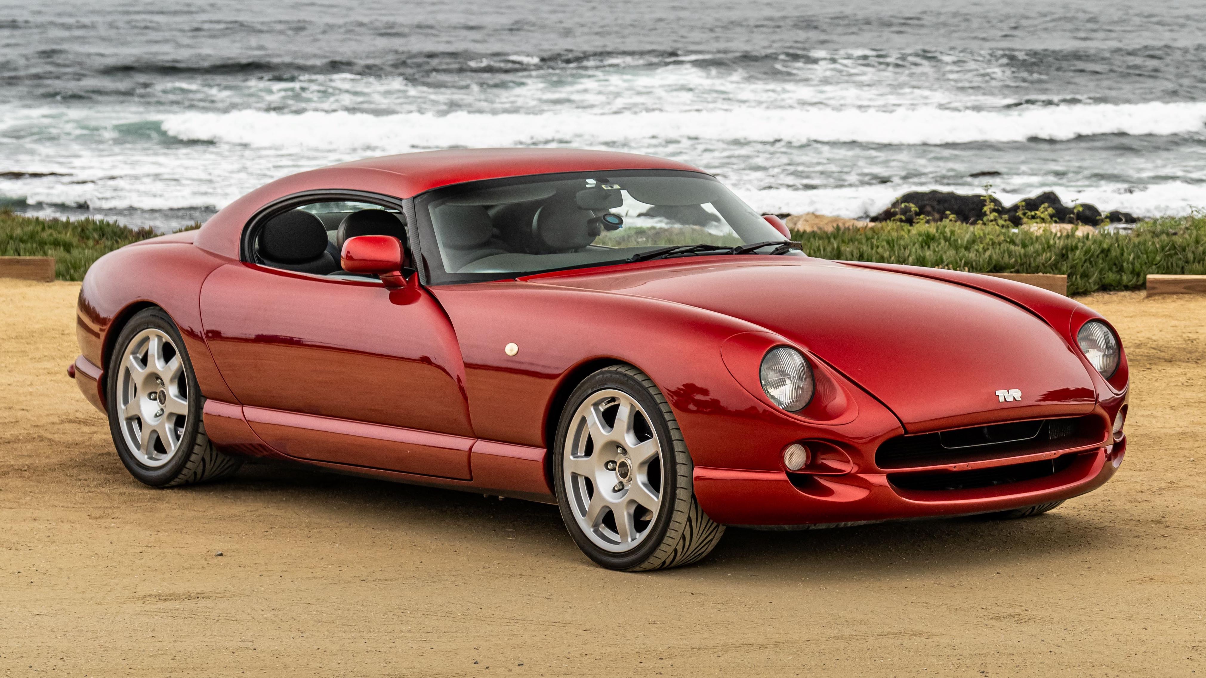 TVR サーヴラウ